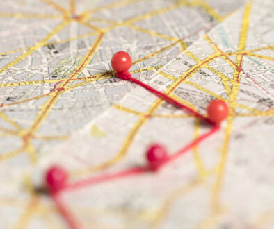 blurred-red-pins-map