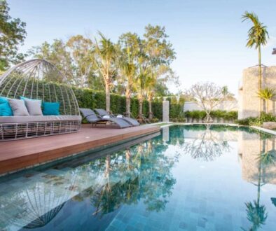 luxury-interior-design-pool-villa-with-swomming-pool_0x800