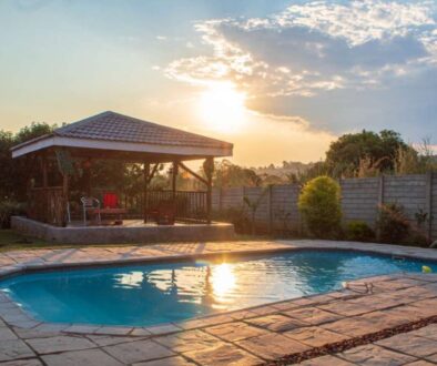 view-swimming-pool-sunset_0x800