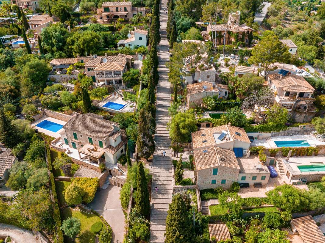 aerial-view-pollenca-mallorca-spain_0x800