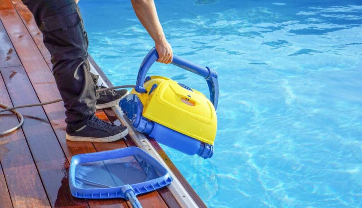 hotel-worker-cleaning-pool_0x800