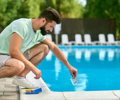 service-man-making-water-test-swimming-pool_0x800