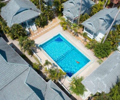 large-apartments-complex-with-swimming-pool_0x800