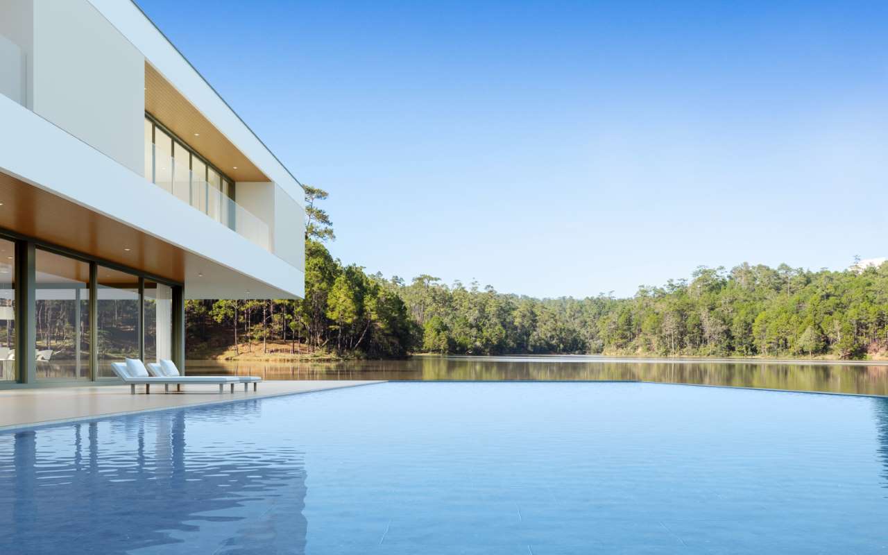 3d-render-modern-house-with-swimming-pool(3)_0x800