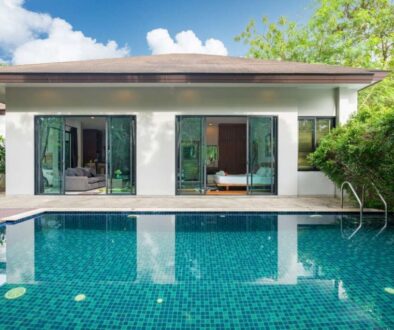 exterior-design-house-home-villa-feature-swimming-pool-garden-terrace-decking(1)_0x800