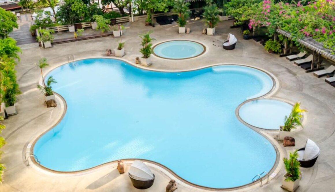 view-swimming-pool-hotel_0x800